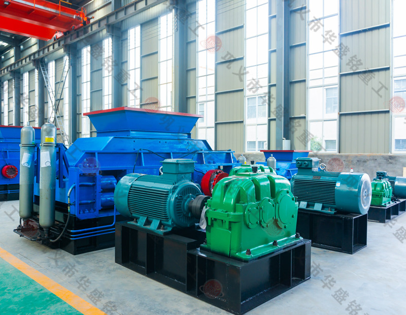  花崗巖制砂用什么機(jī)器？對(duì)輥制砂機(jī)怎么樣